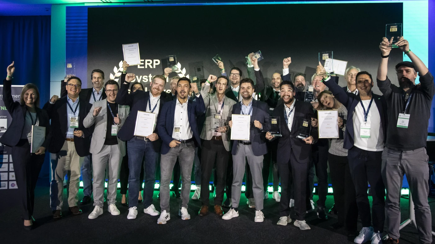 Gemeinsamer Jubel der ERP-Preisträger 2025