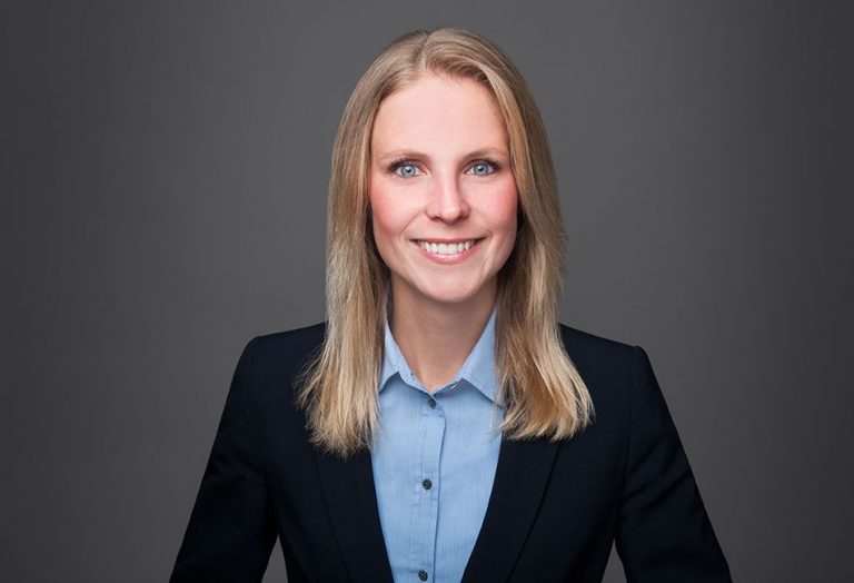 Prof. Lisa Gunnemann